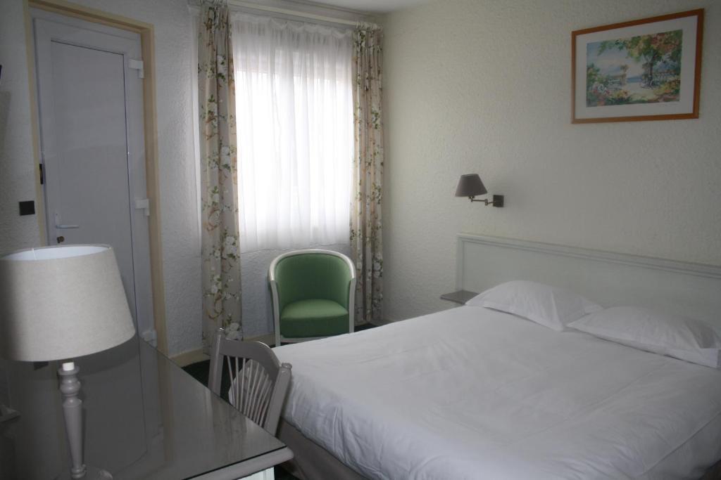 夏洛来酒店 Vitry-en-Charollais 客房 照片